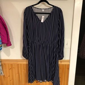 NWT Old Navy cinched waist Dress